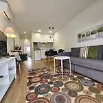 Fascinante Orbita Apartment